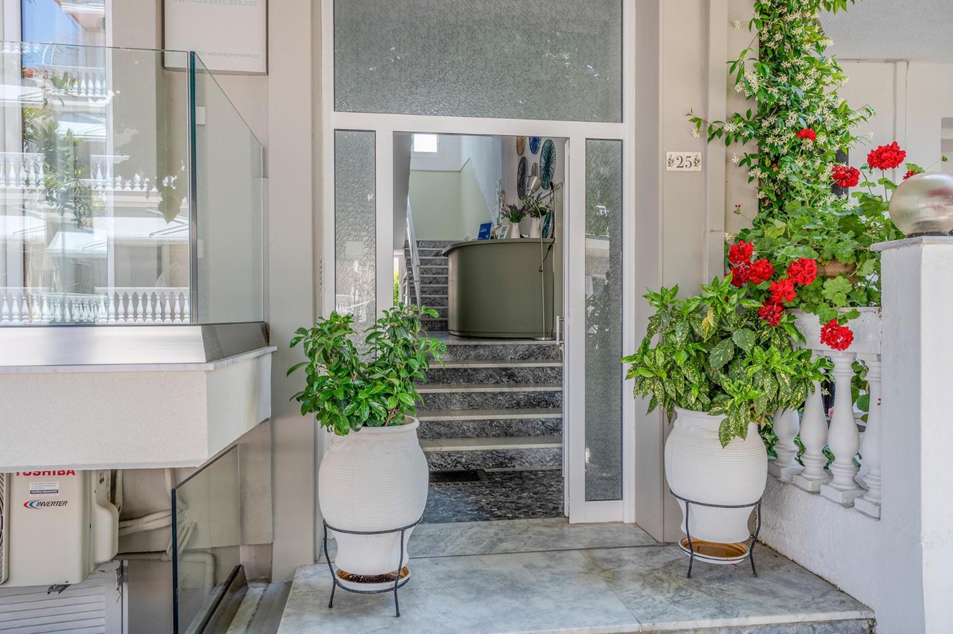 Evangelia Rooms & Apartments - A Ασπροβάλτα Εξωτερικό φωτογραφία